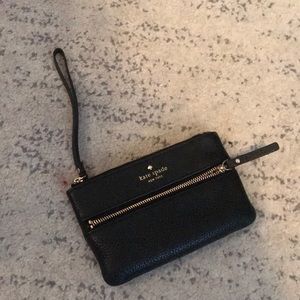 BLACK KATE SPADE WRISTLET